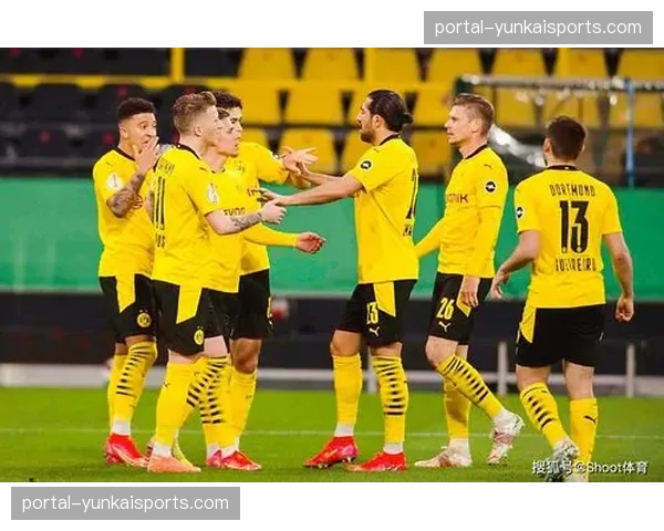 荷兰世预赛锋线状态火热 加克波与德佩的换位配合拉满前场进攻维度